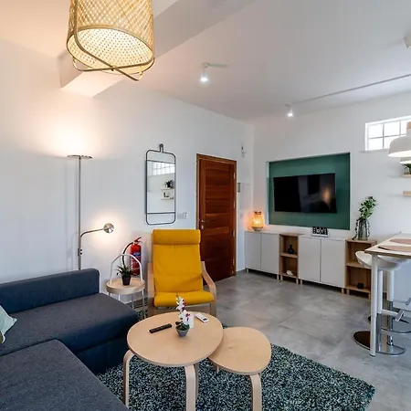 Apartman Kition - Location *