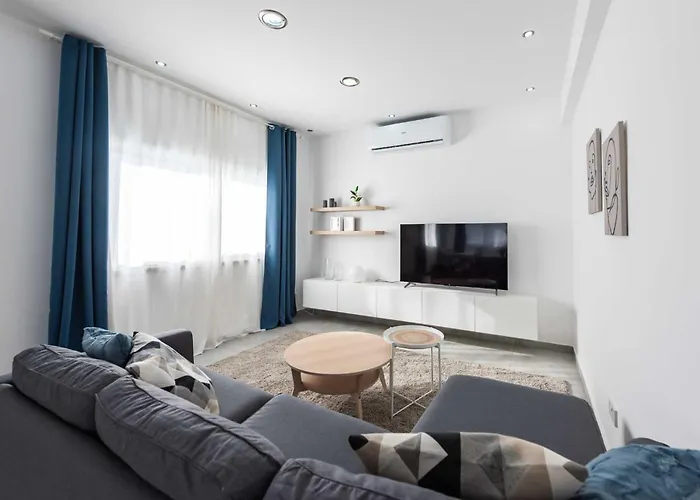 Kition - Location * לרנקה