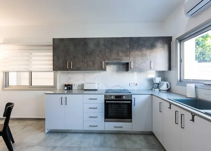 Апартаменты Kition - Location